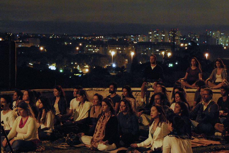 Meditação na lua cheia