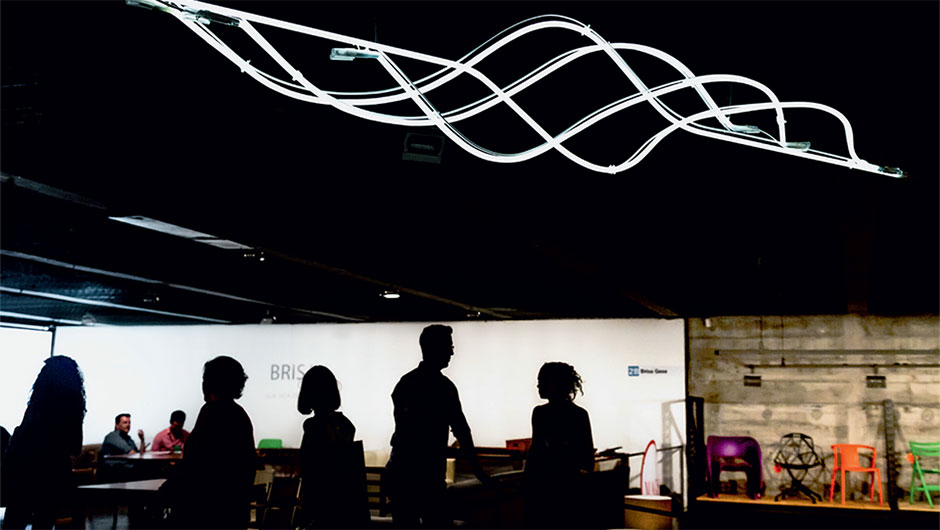 Móveis e objetos produzidos por meio de sistemas computacionais