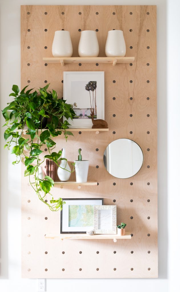 Fa&ccedil;a voc&ecirc; mesmo: Pegboard de madeira