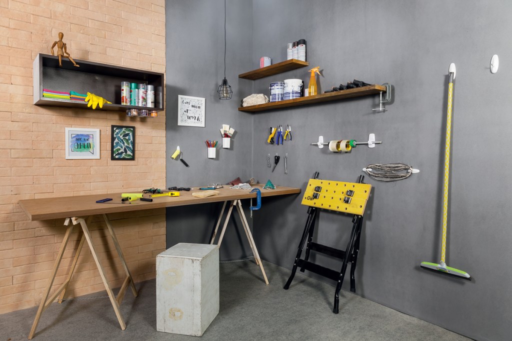 Crie um espaço em casa para as ferramentas – e sem furar a parede