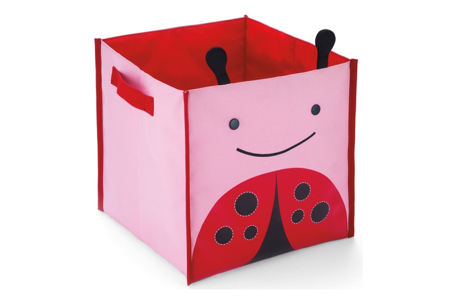 Organizador Quadrado Zoo Joaninha, <strong>Skip Hop</strong> (na <strong>Abracadabra</strong>), R$139,88 *Preço pesquisado em outubro / 2017 Organizador Quadrado Zoo Joaninha, <strong>Skip Hop</strong> (na <strong>Abracadabra</strong>), R$139,88 *Preço pesquisado em outubro / 2017