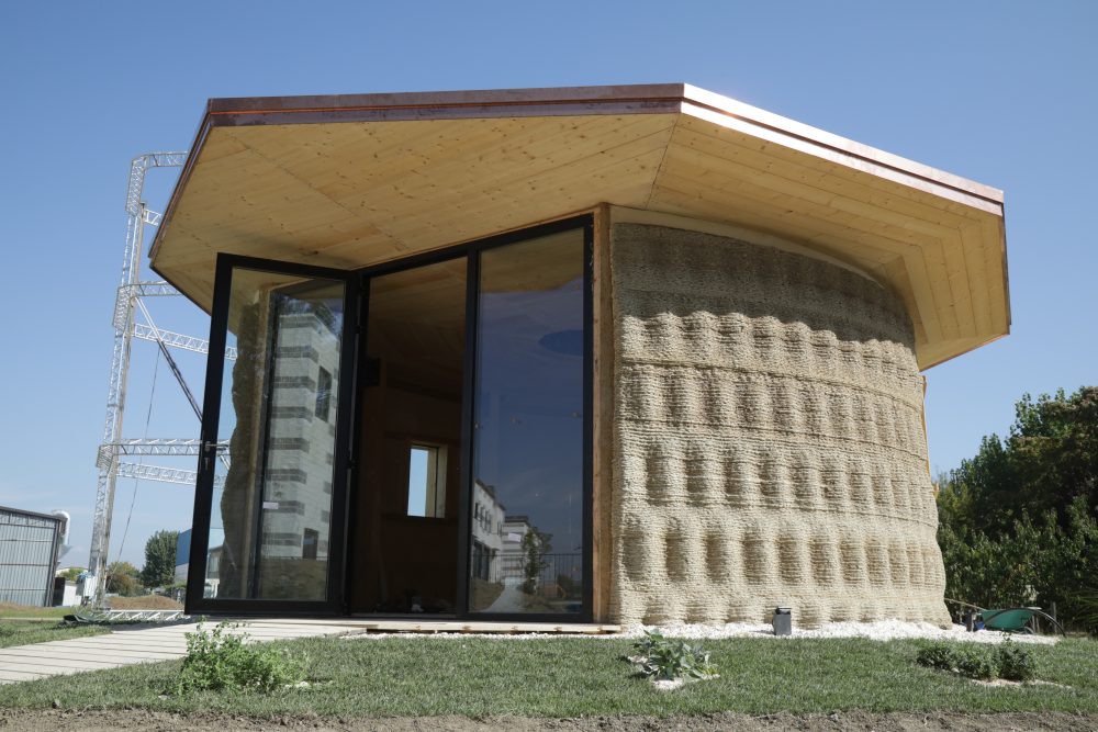 Casa é construída em 10 dias com materiais biodegradáveis e impressa em 3D