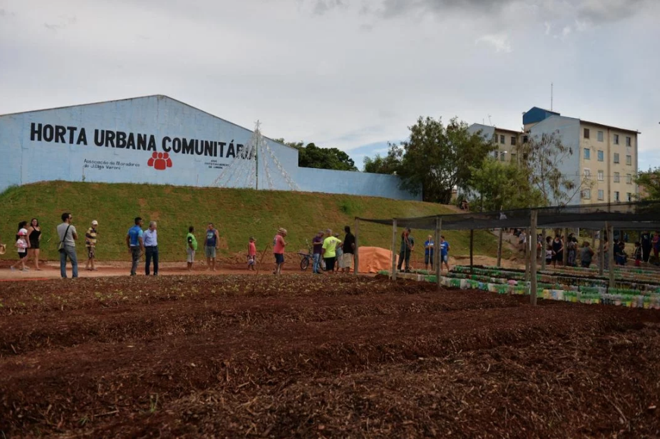 1-prefeito-de-limeira-inaugura-horta-comunitaria-no-olga-veroni