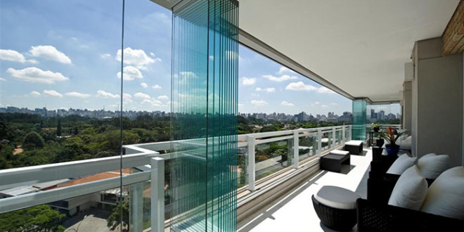 Conheça os tipos de vidro para fechamento de sacada