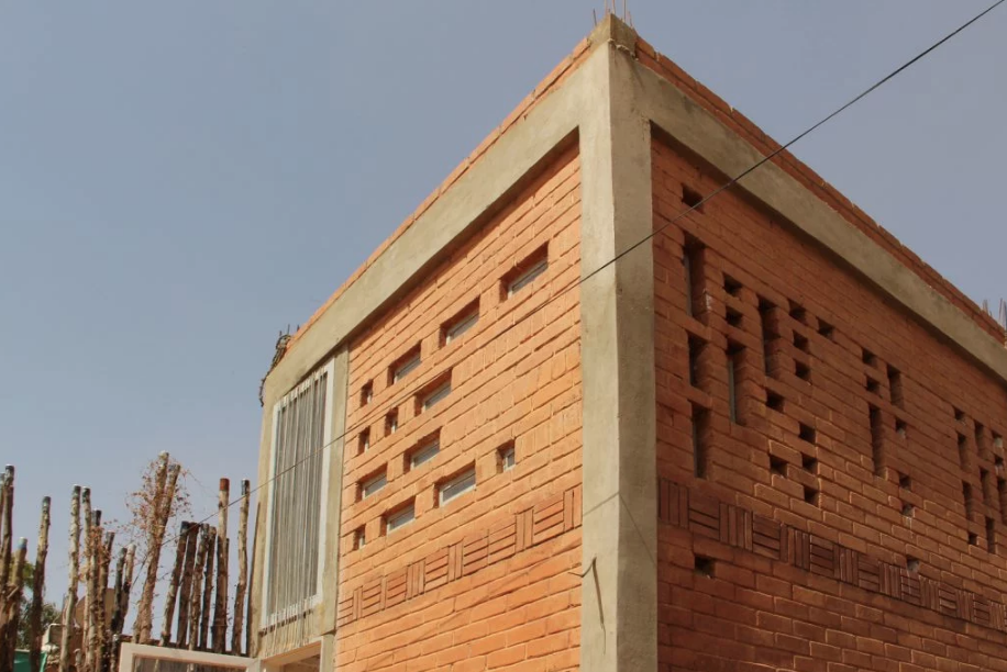 Centro comunitário na África funciona como um coworking sustentável