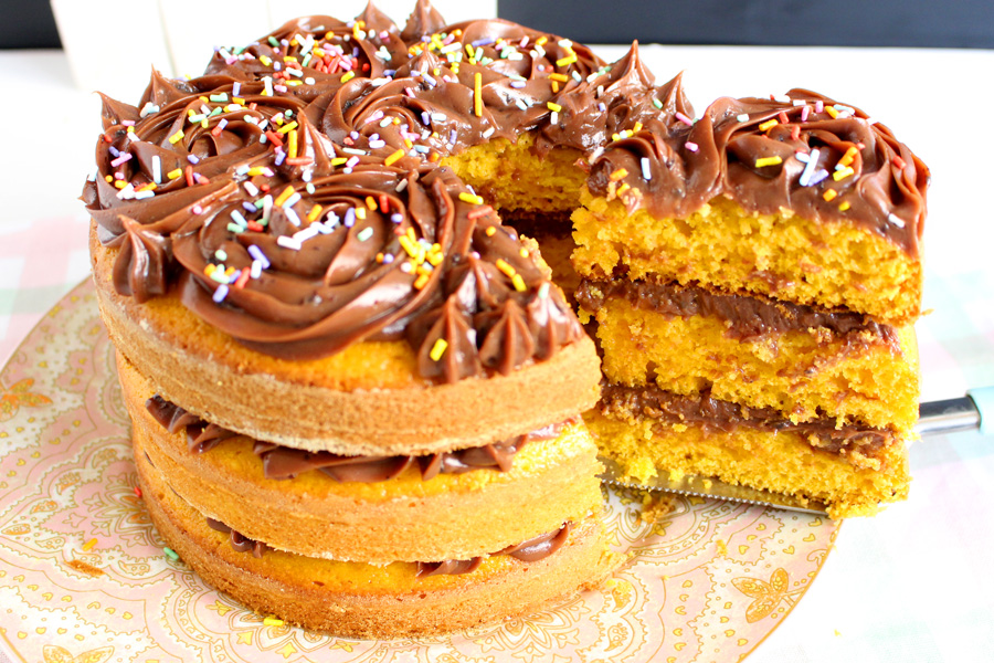 Receita: bolo de cenoura no estilo naked cake