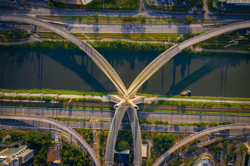 Exposição mostra São Paulo vazia durante a quarentena
