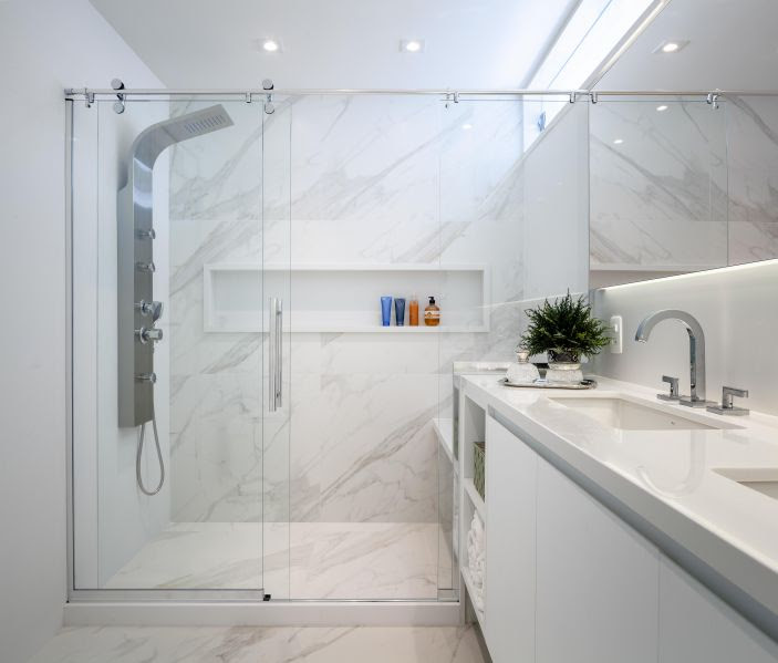 Box de vidro no banheiro