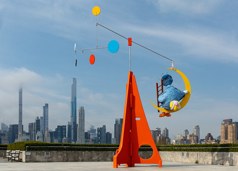 2-tem-um-garibaldo-no-terraco-do-met-em-nova-york