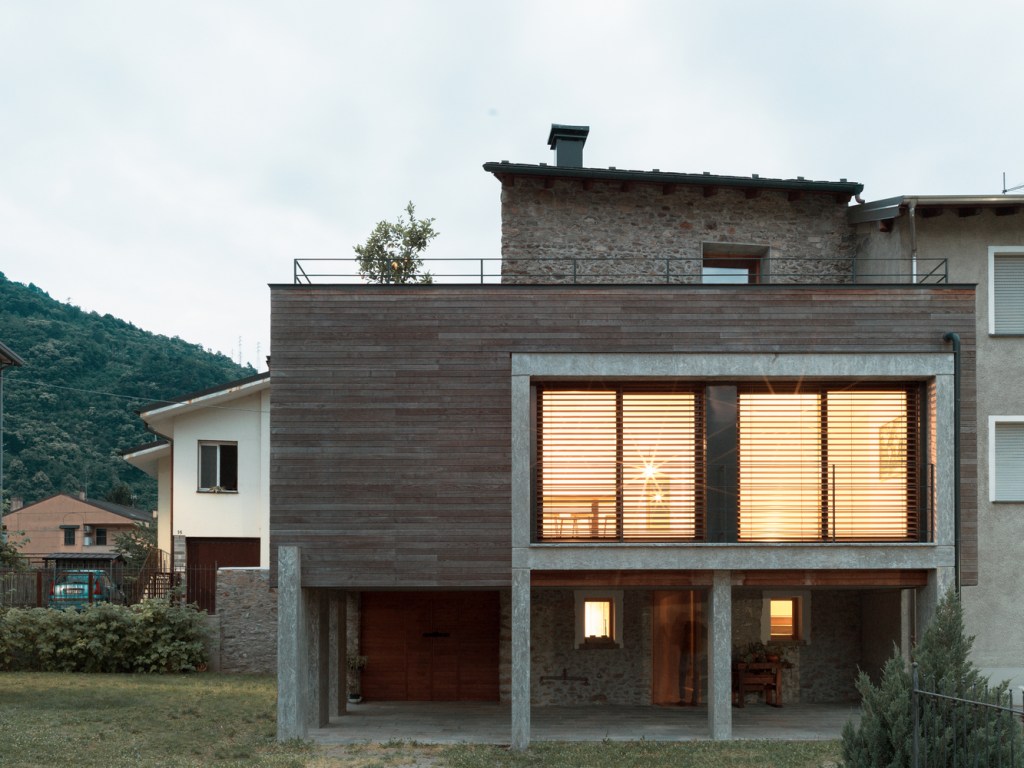 Celeiro-é-transformado-em-casa-de-220 m²-archdaily-02