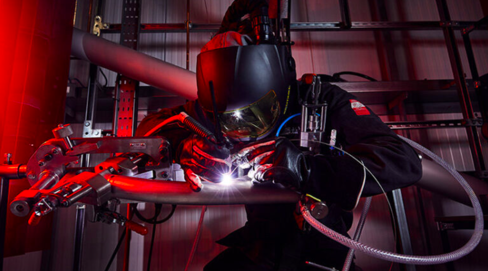 A-bicicleta-dobrada-mais-leve-do-mundo-pesa só-7.45kg-07 A-bicicleta-dobrada-mais-leve-do-mundo-pesa só-7.45kg-07