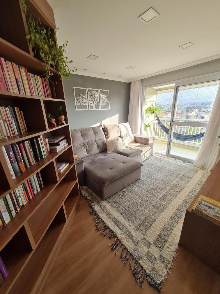 Meu cantinho: sala de estar com rede na varanda