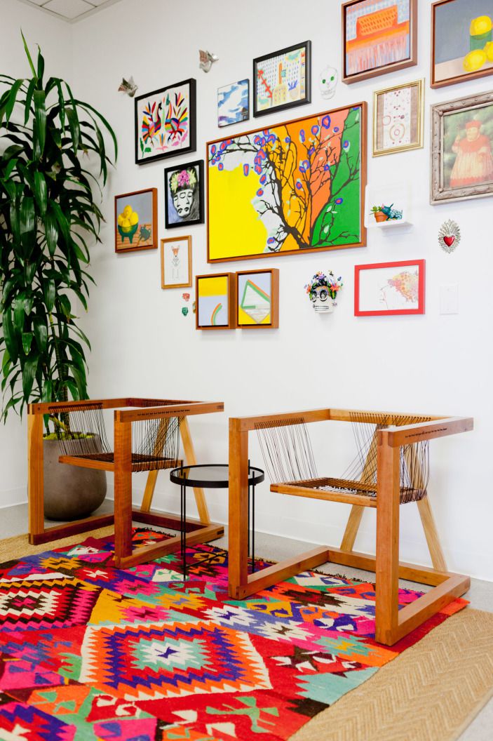 Tapete colorido e estampado