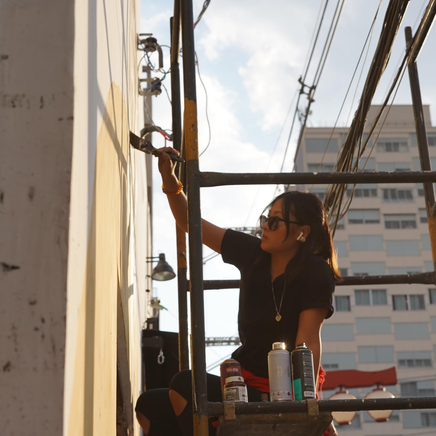 Perfil Carol Wang; arte