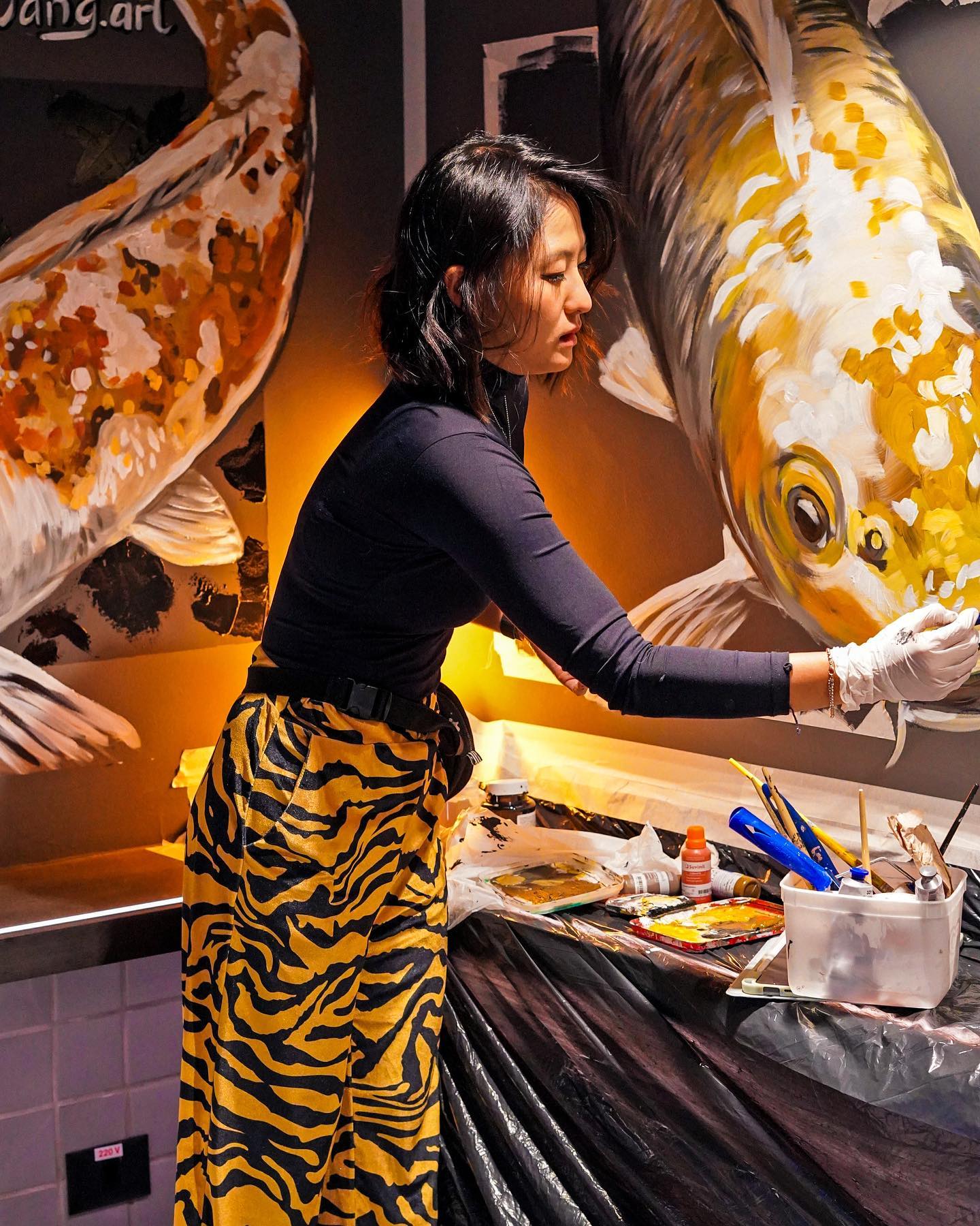 Perfil Carol Wang; arte