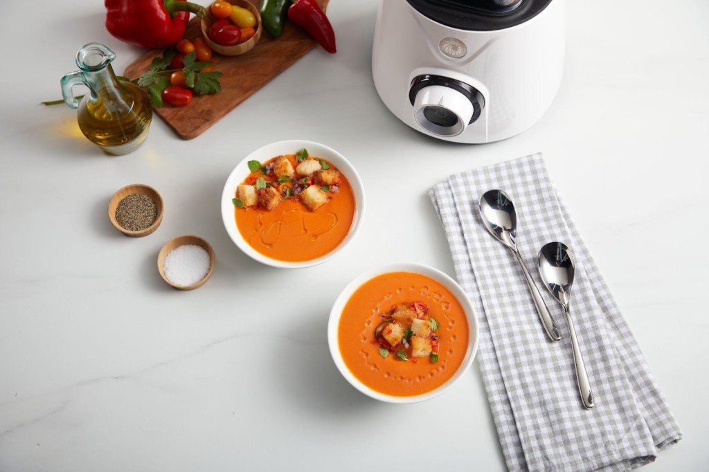 Receita: aprenda a fazer gaspacho, sopa fria à base de hortaliças