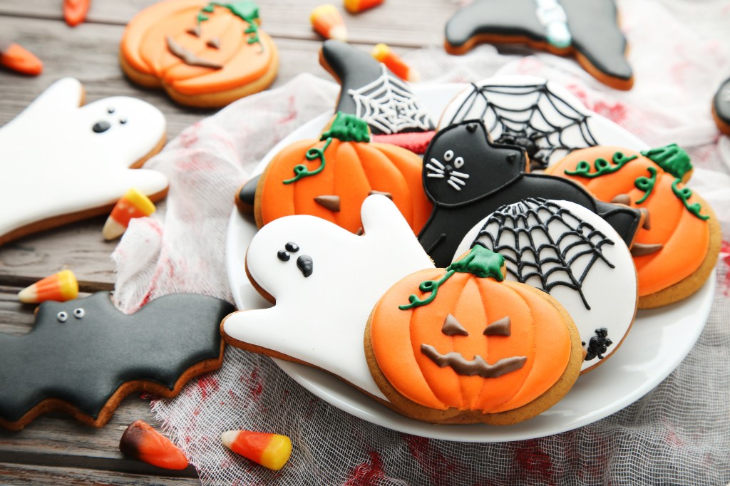 Receita: aprenda a fazer massa para biscoito de Halloween